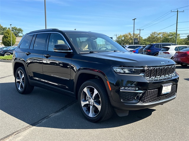 2023 Jeep Cherokee 4xe photo 3