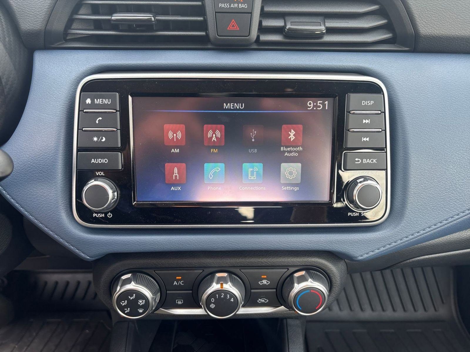 2025 Nissan Versa SV photo 22