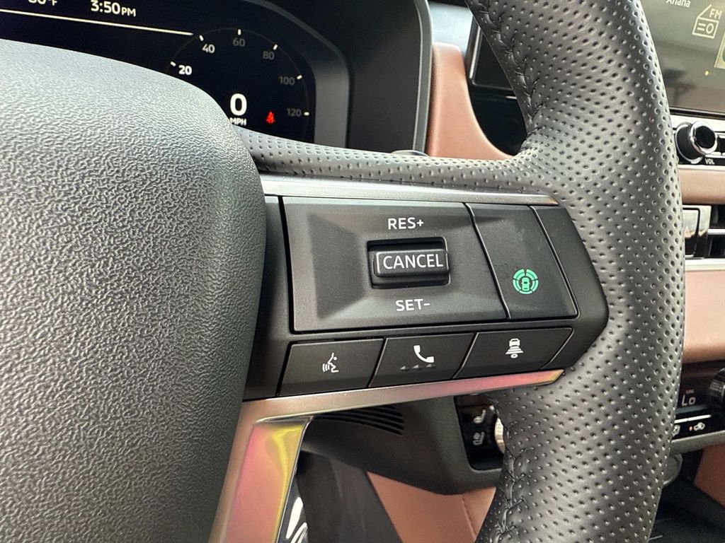 2025 Mitsubishi Outlander SEL photo 31