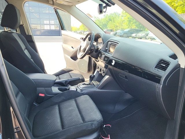 2013 Mazda CX-5 Touring photo 11