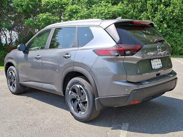 2025 Nissan Rogue SV photo 4