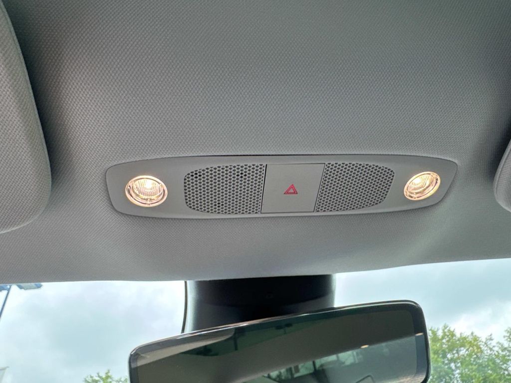 2021 Tesla Model 3 Long Range photo 17