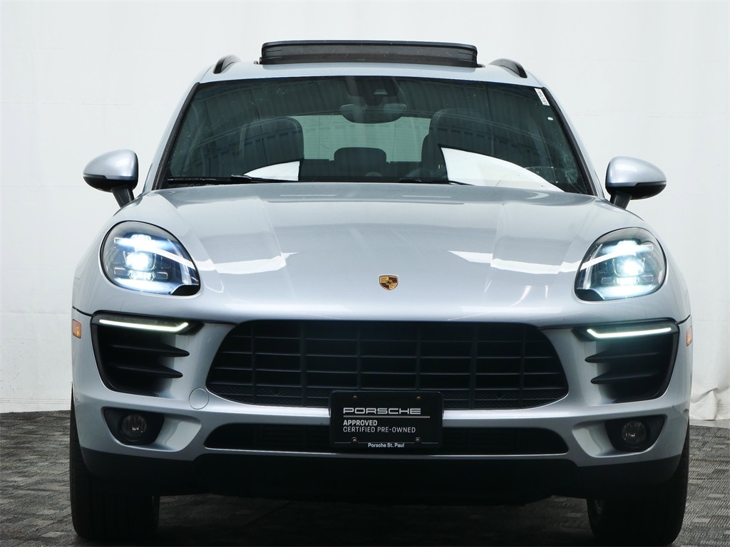 2018 Porsche Macan photo 10
