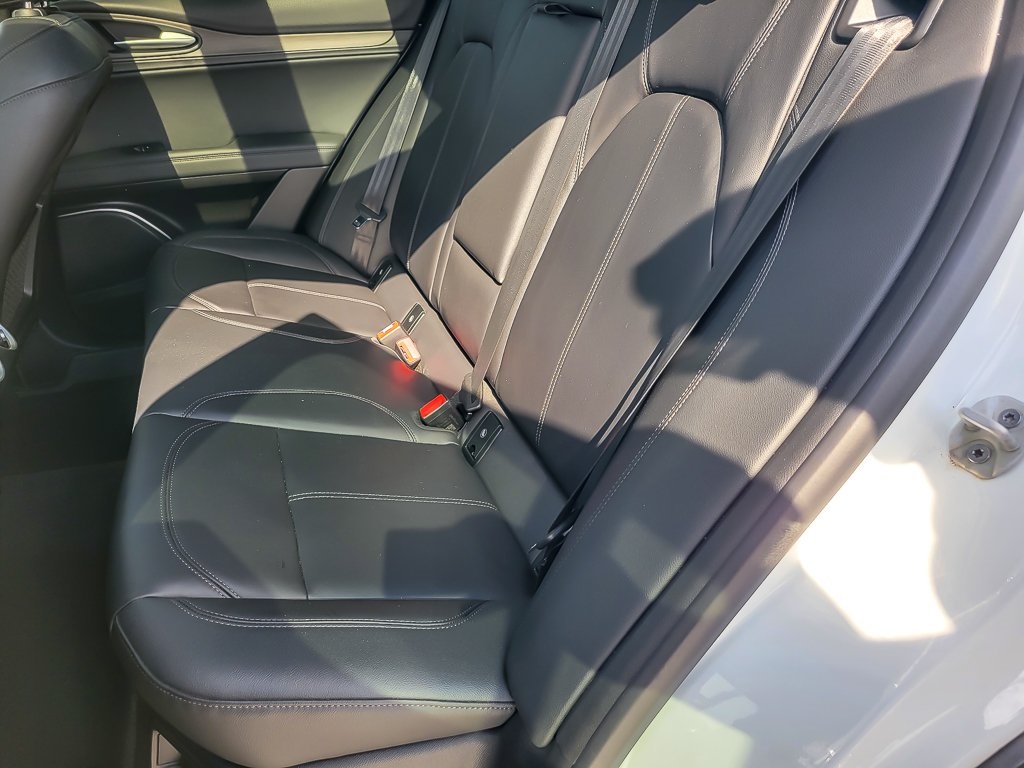 2022 Alfa Romeo Stelvio Ti photo 10