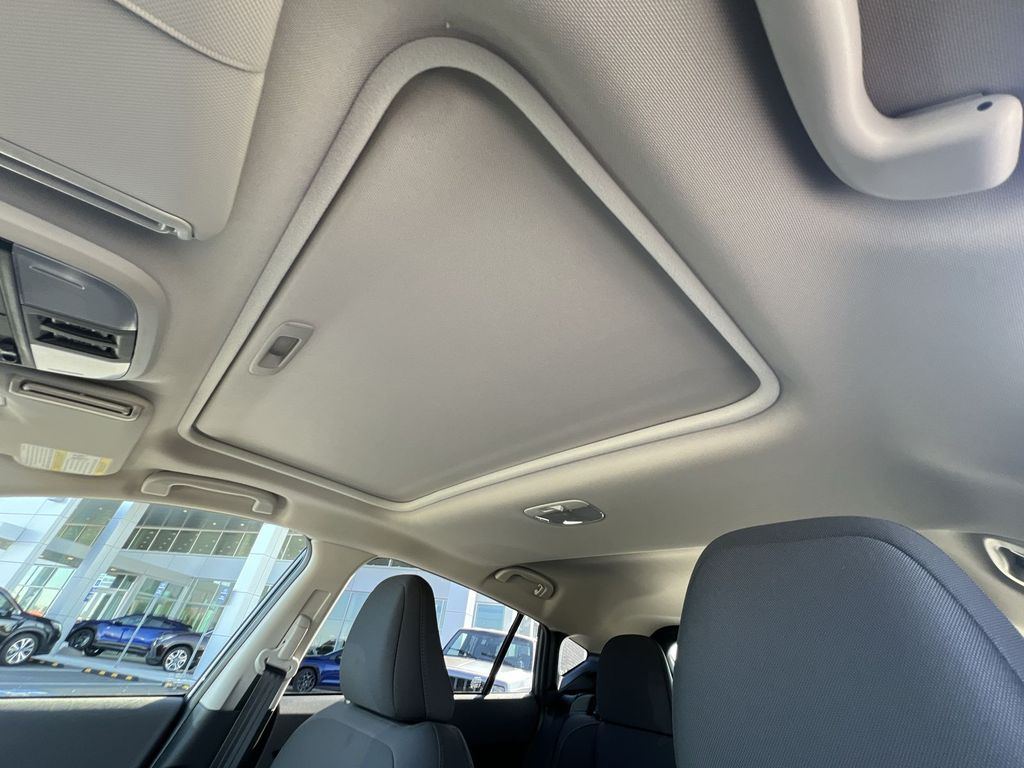 2025 Subaru Crosstrek Premium photo 17