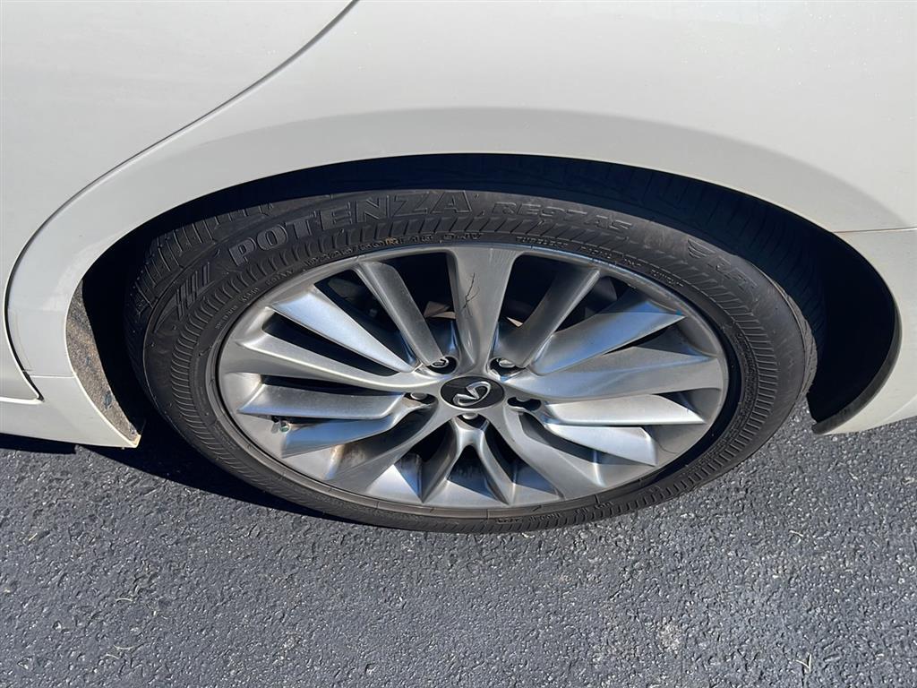 2019 Infiniti Q50 3.0t LUXE photo 8