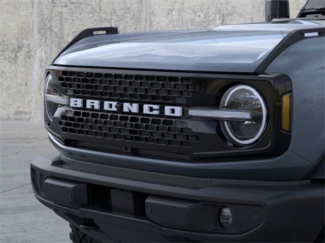 2025 Ford Bronco Outer Banks photo 18