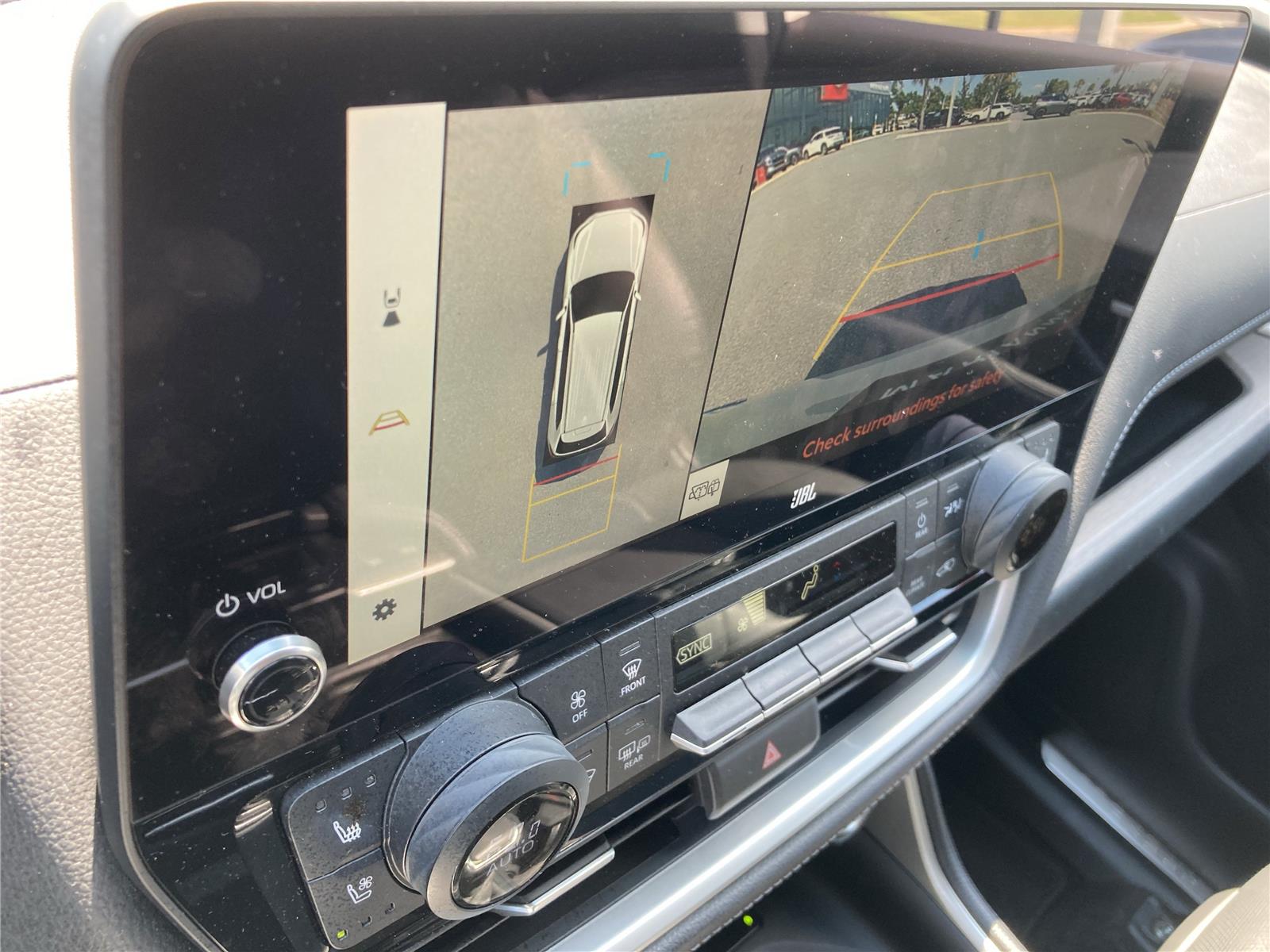 2024 Toyota Grand Highlander Hybrid Limited photo 15