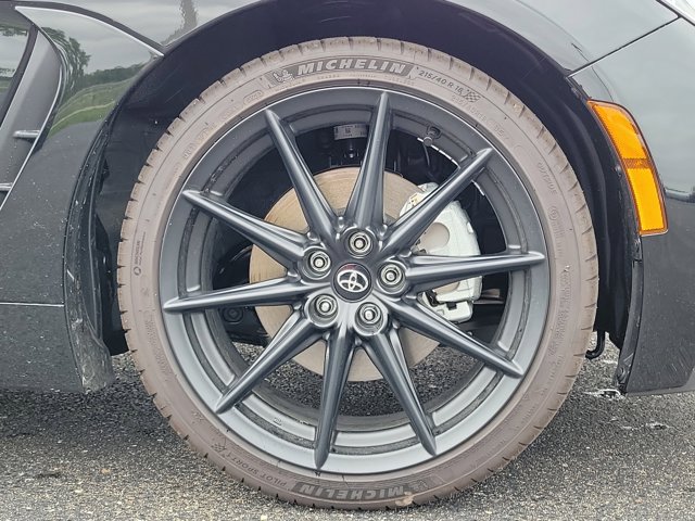 2023 Toyota GR86 Premium photo 5