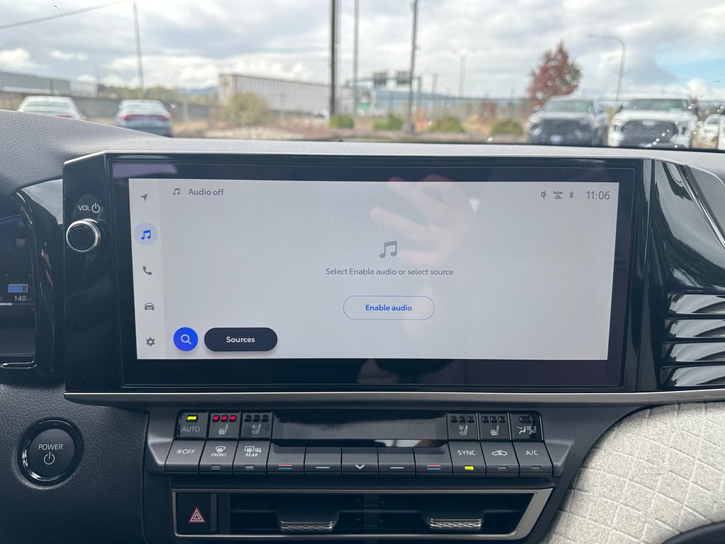 2025 Toyota Camry XLE photo 16