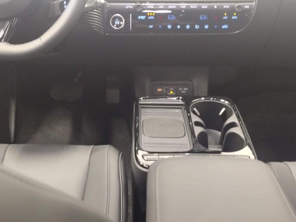 2025 Hyundai Ioniq 5 photo 31