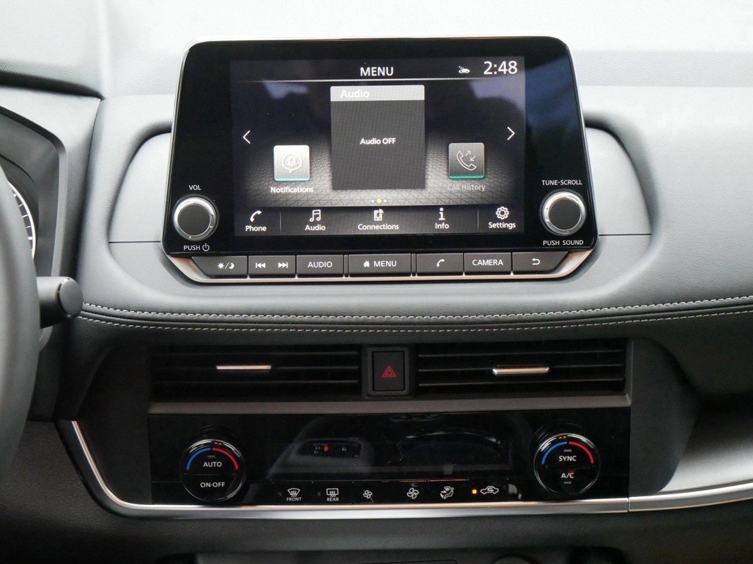 2026 Nissan Rogue SV photo 6