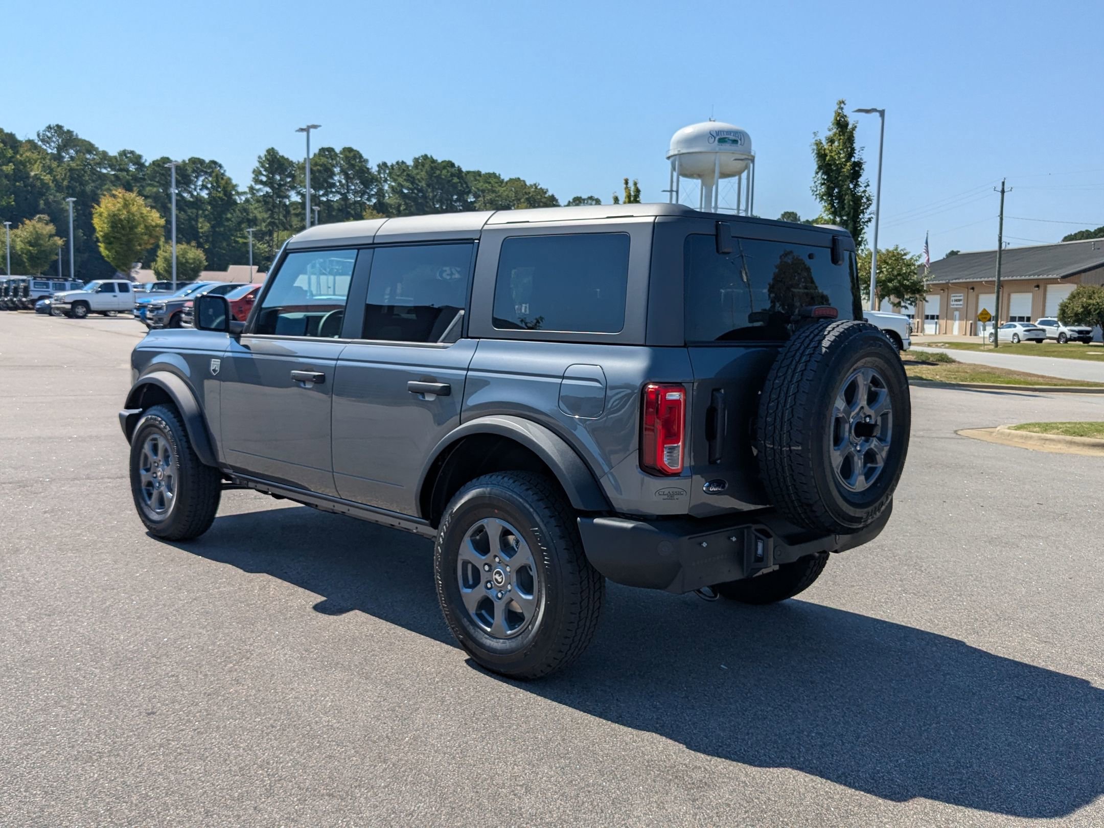 2025 Ford Bronco Big Bend photo 8