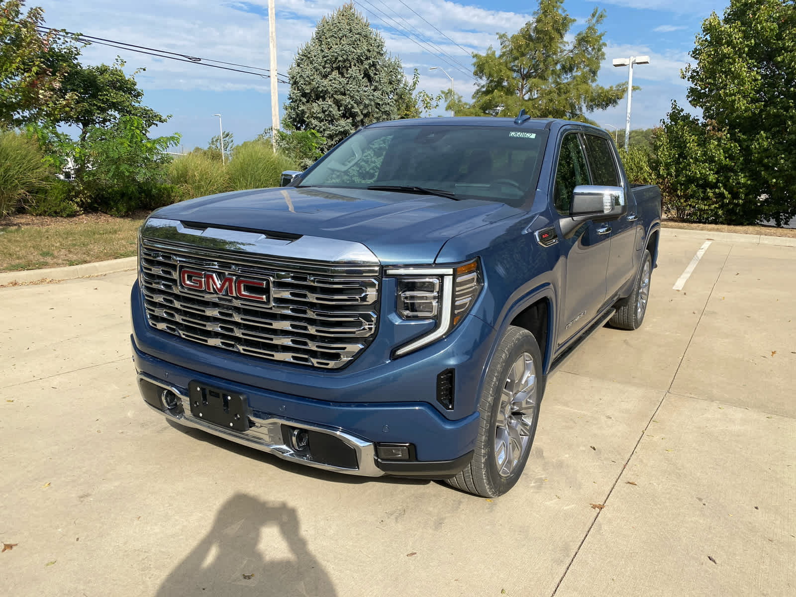 2026 Gmc Sierra 1500 Denali photo 2