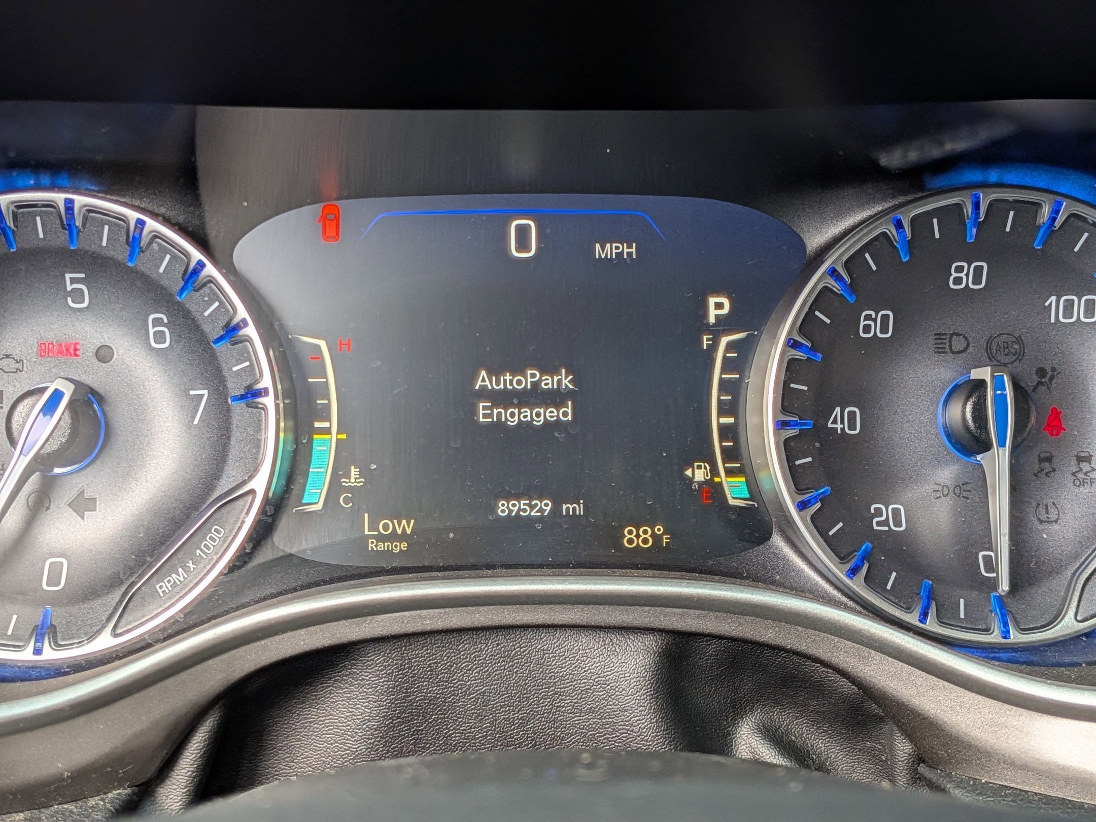 2021 Chrysler Pacifica Touring L photo 18