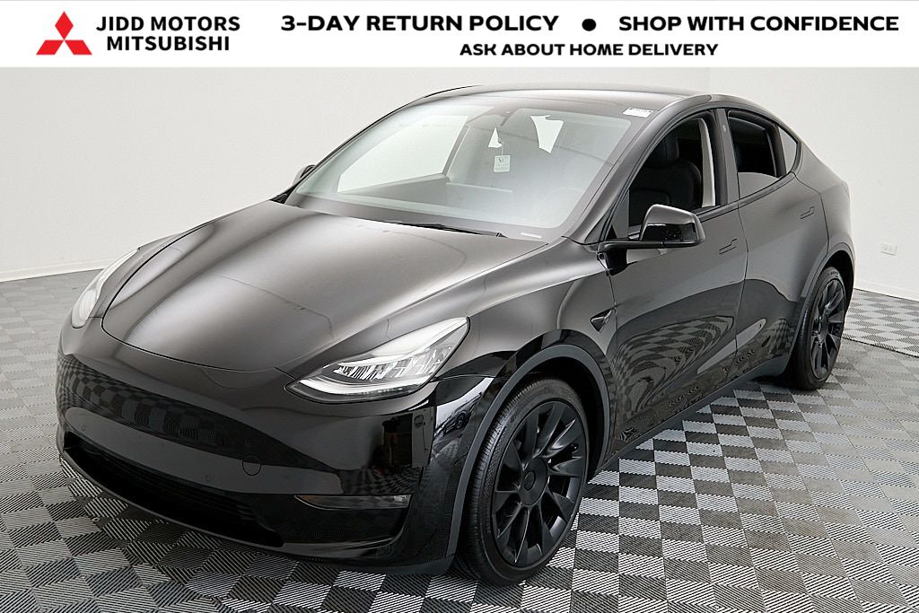2022 Tesla Model Y Long Range's photo
