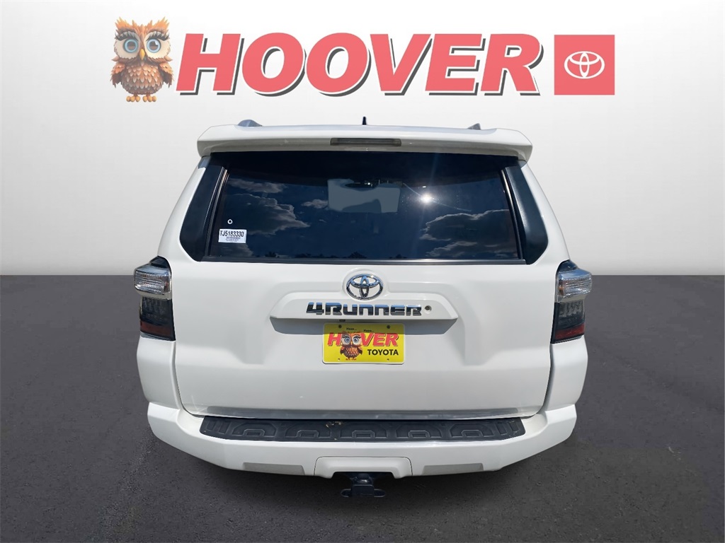 2018 Toyota 4Runner SR5 photo 3