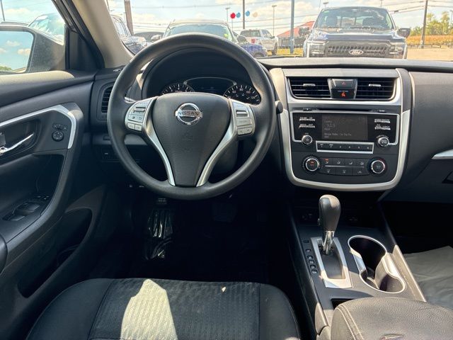 2017 Nissan Altima 2.5 S photo 26