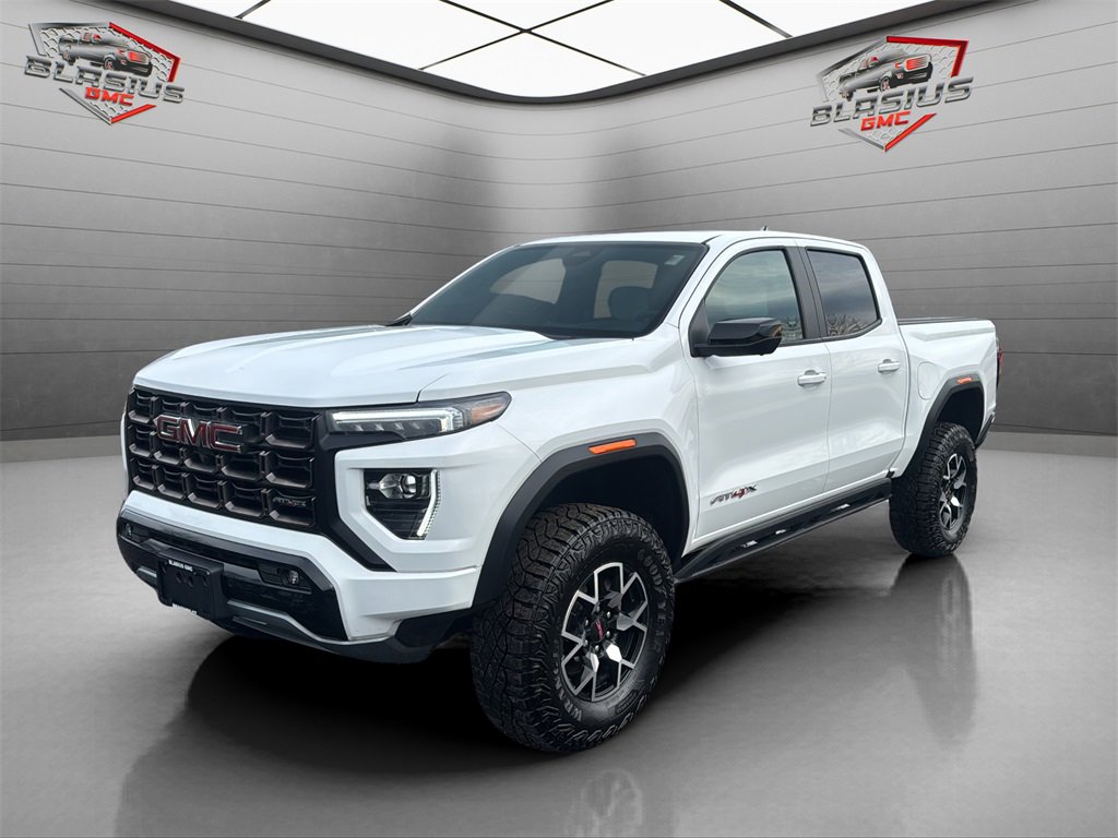 2023 GMC Canyon AT4X's photo