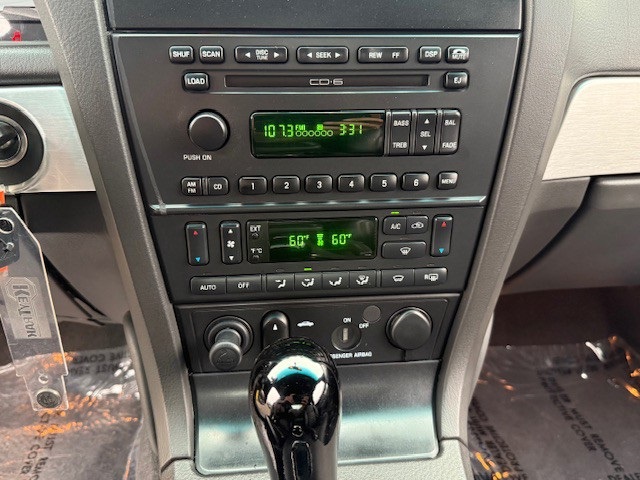 2002 Ford Thunderbird Base photo 17