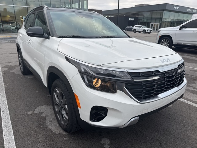 2024 Kia Seltos S X-Line photo 2