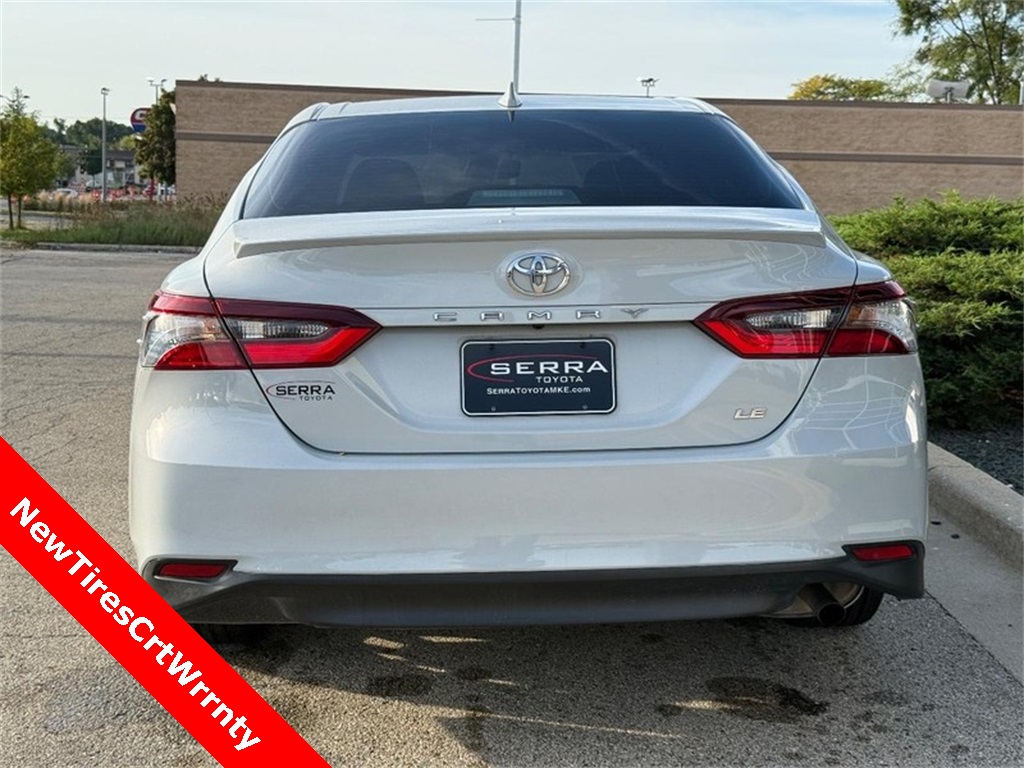 2023 Toyota Camry LE photo 4