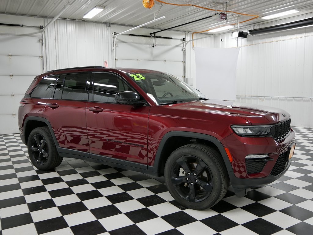 2023 Jeep Grand Cherokee Limited's photo