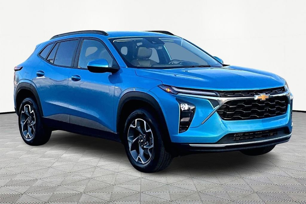 2025 Chevrolet Trax LT's photo