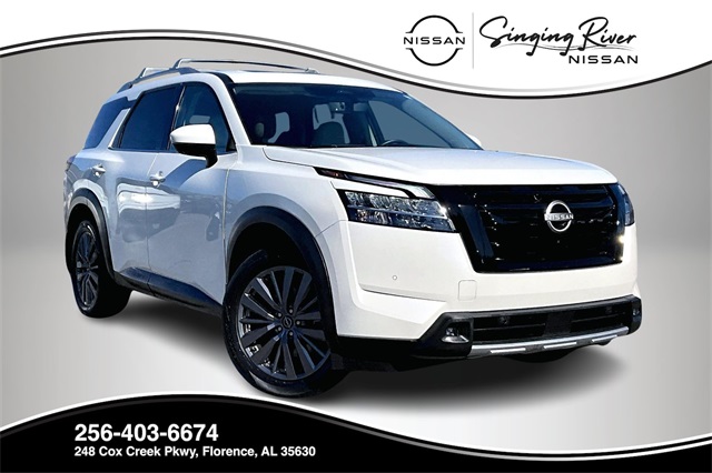 2024 Nissan Pathfinder SL's photo