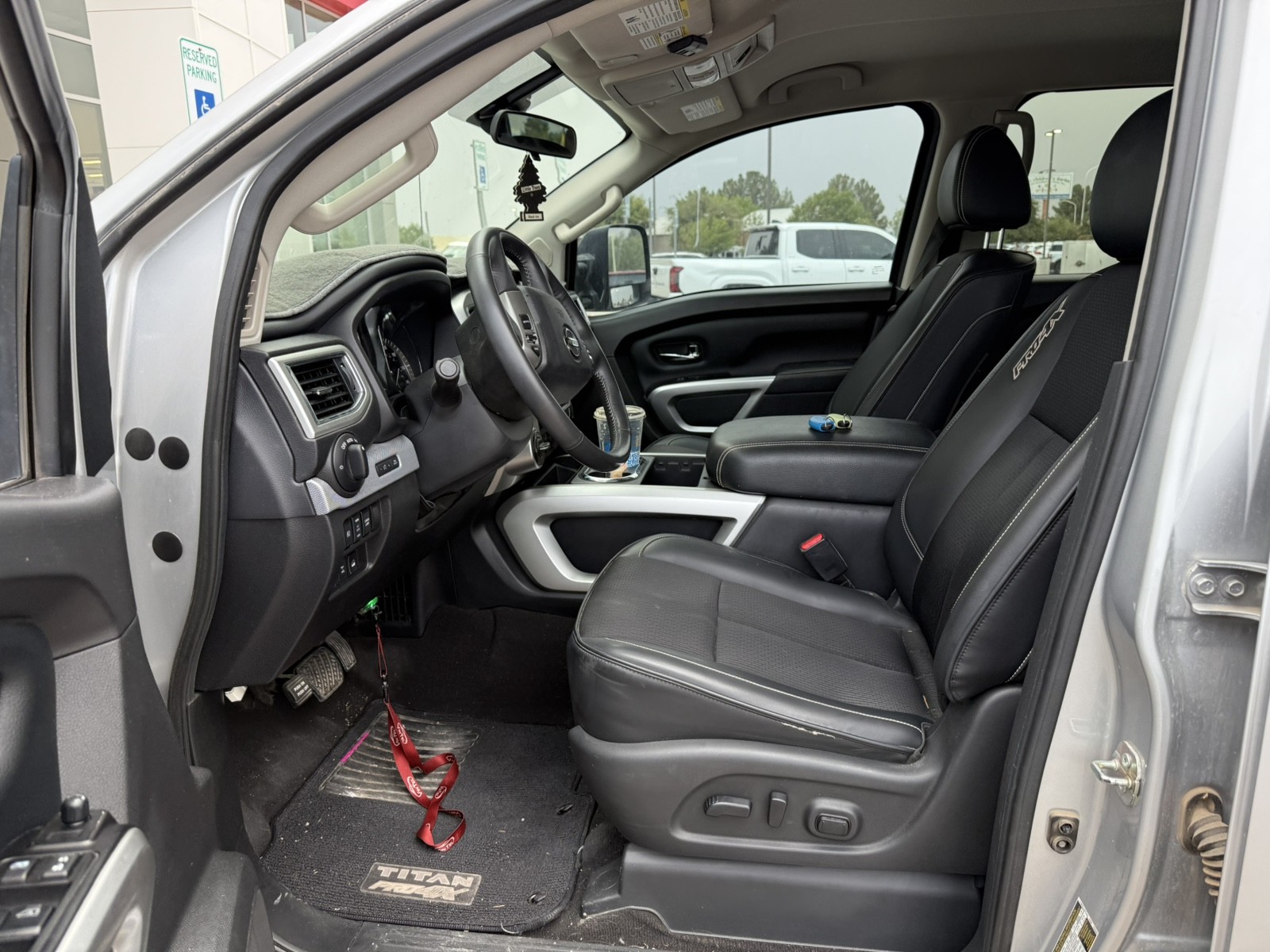 Used 2017 SILVER Nissan PRO-4X image 10