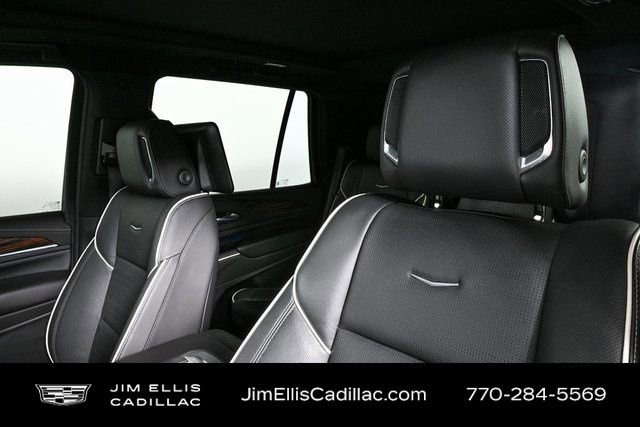 2021 Cadillac Escalade Premium Luxury photo 4