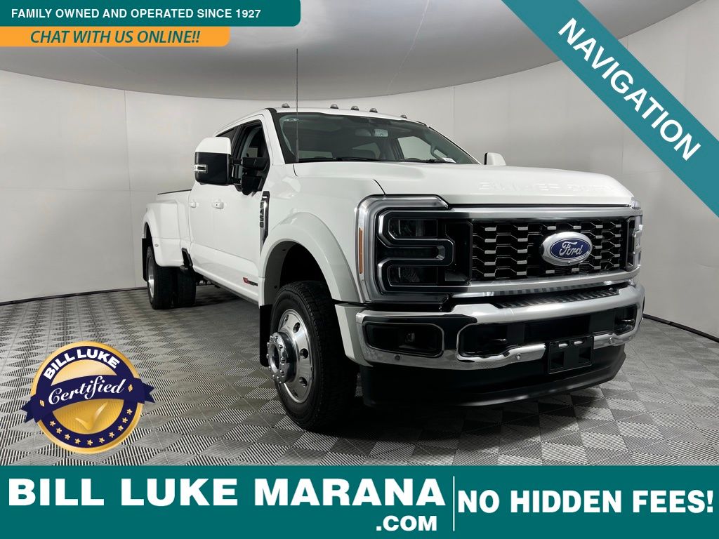 2023 Ford F-450 Super Duty Lariat's photo