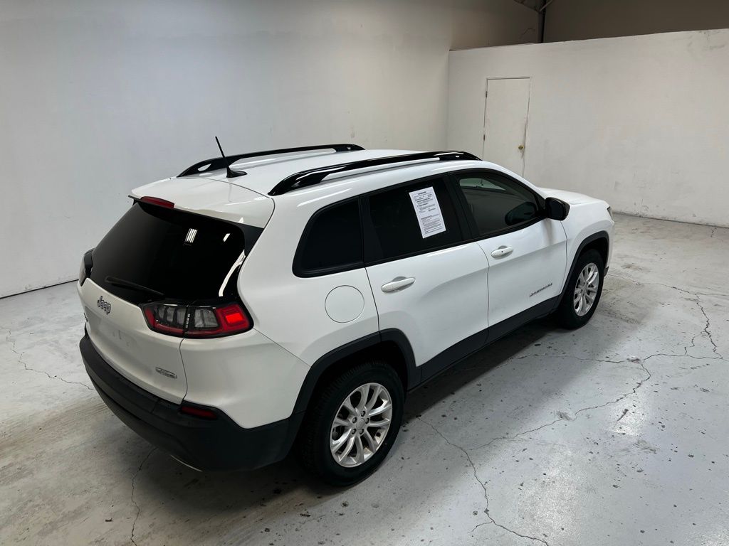 2022 Jeep Cherokee Latitude Lux photo 2