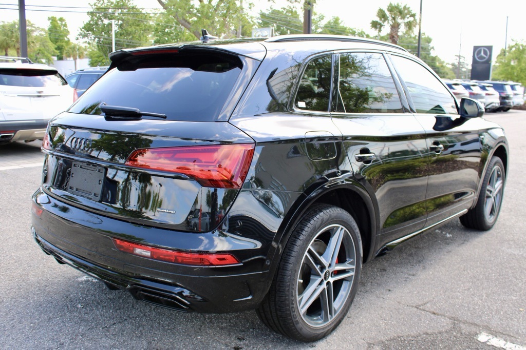 2024 Audi Q5 S line Prestige 55 TFSI Premium photo 4