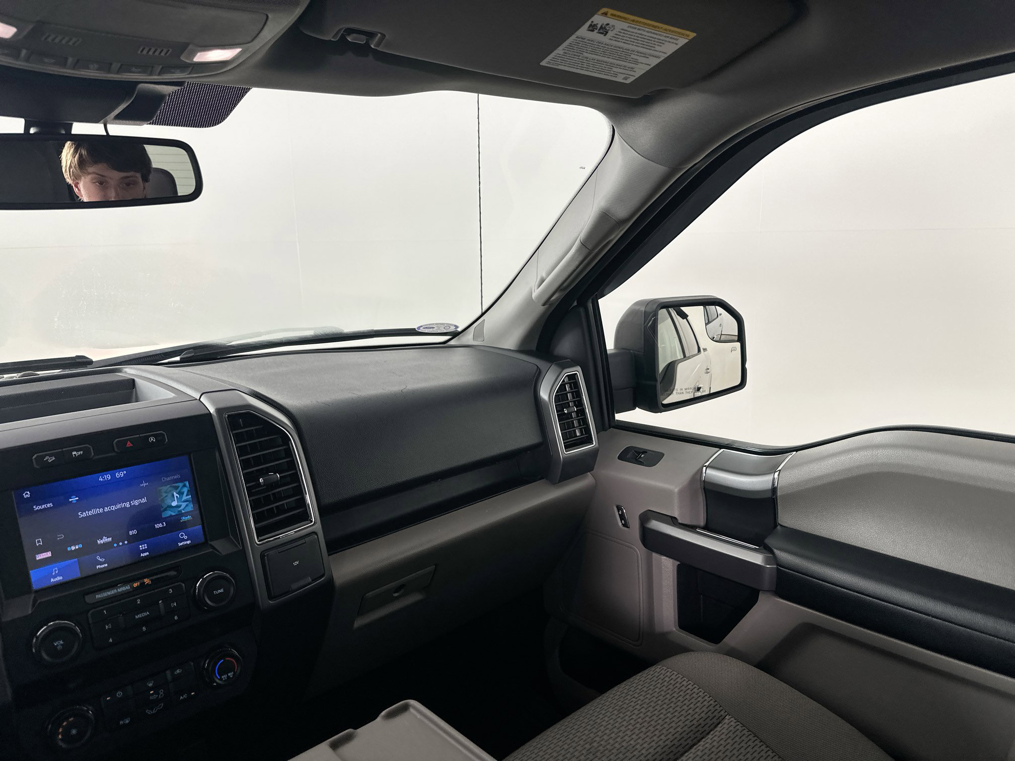 2020 Ford F-150 XLT photo 17