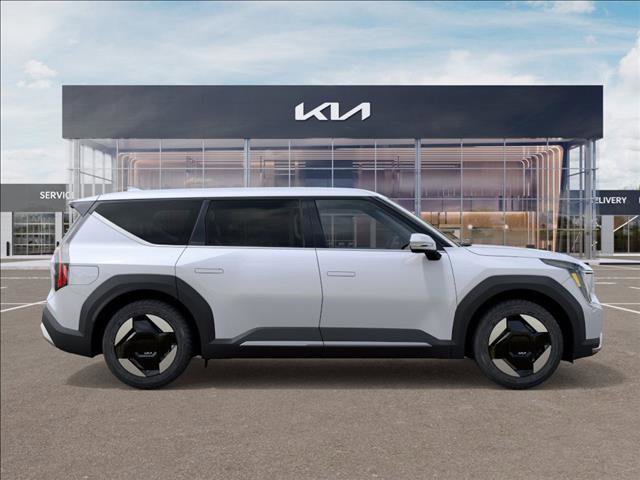 2026 Kia EV9 Light Long Range photo 6