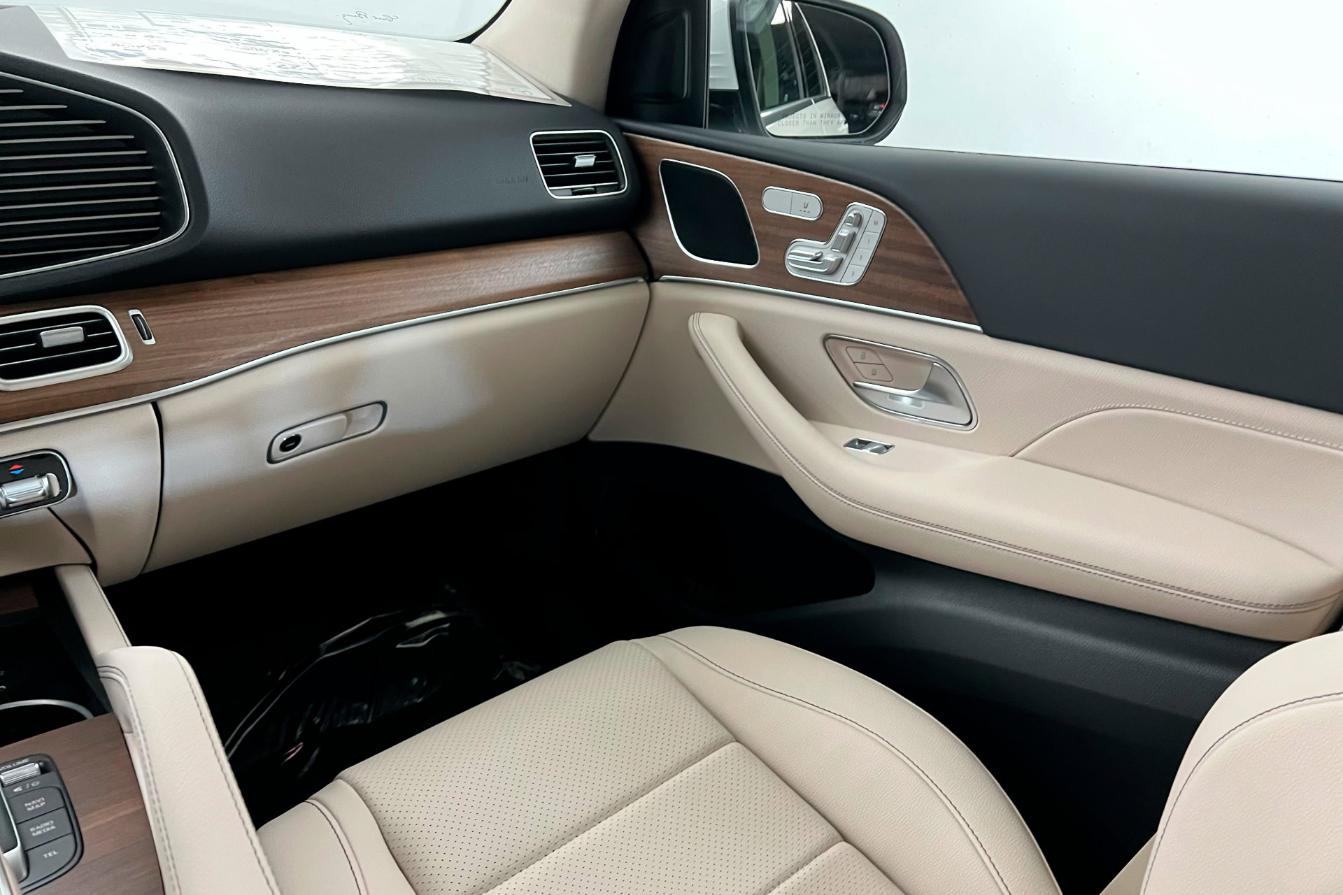 2025 Mercedes Benz GLE 350 4MATIC photo 10