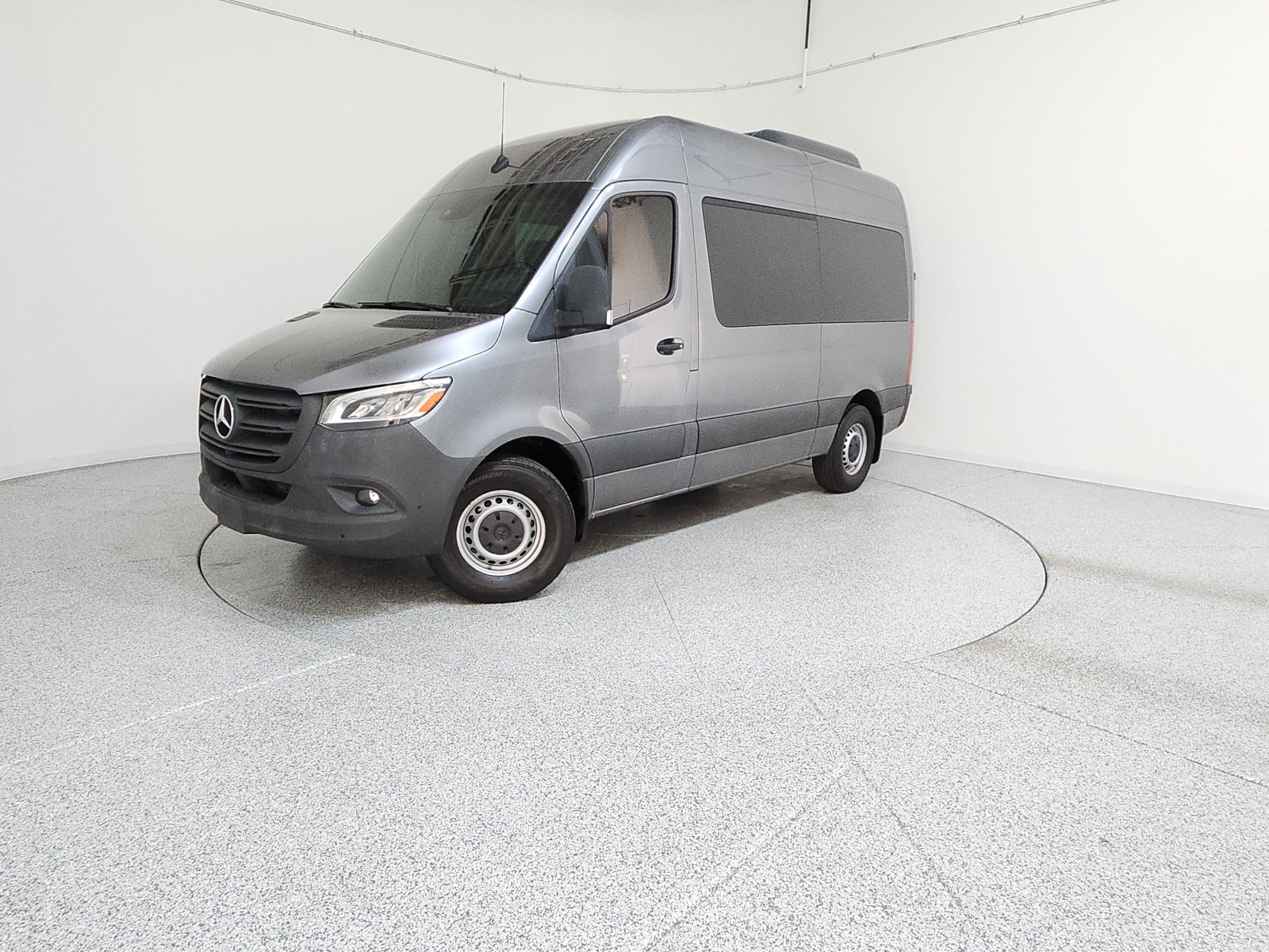 2023 Mercedes-Benz Sprinter Base's photo