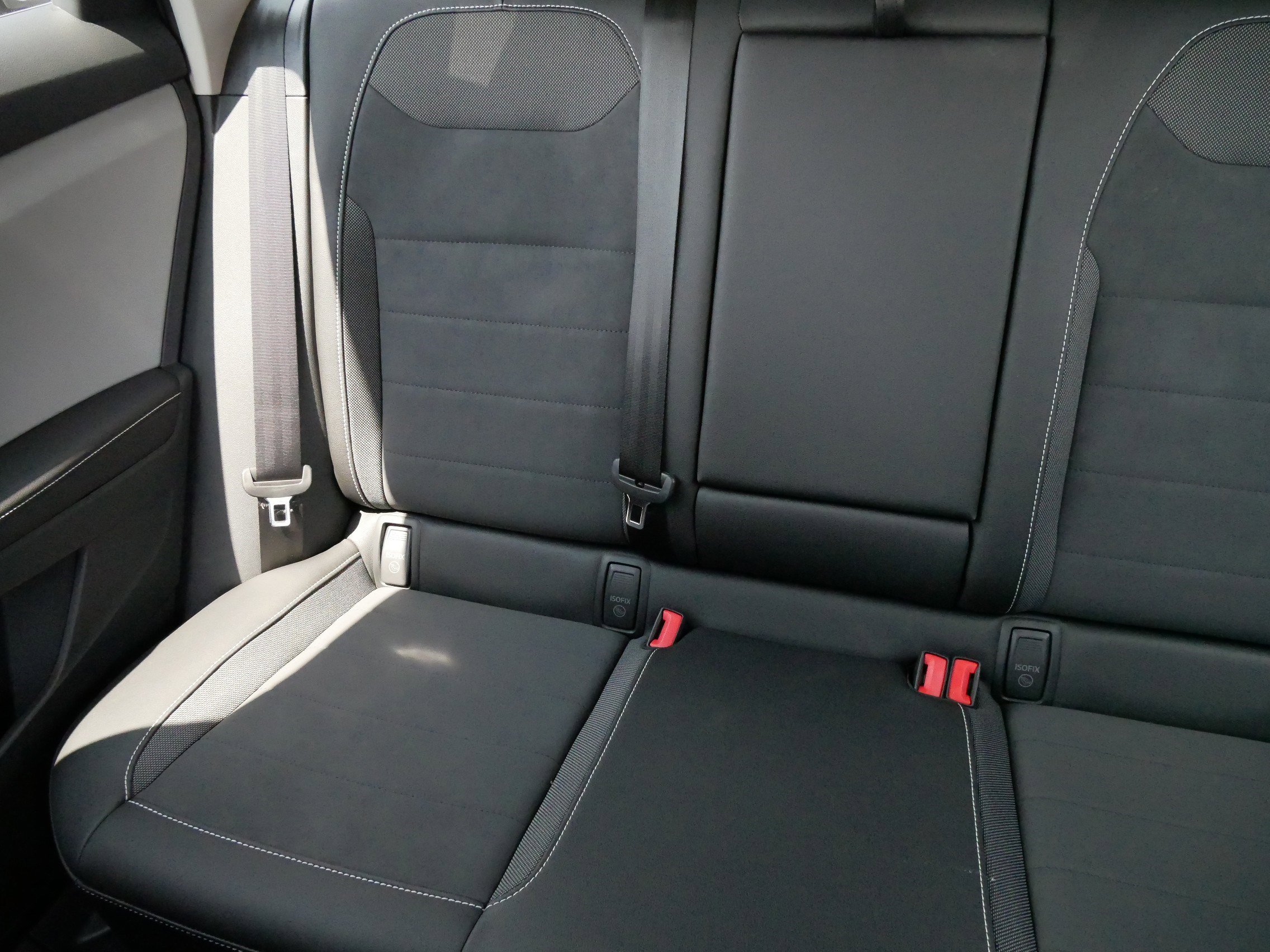 2024 Volkswagen Taos SE photo 12