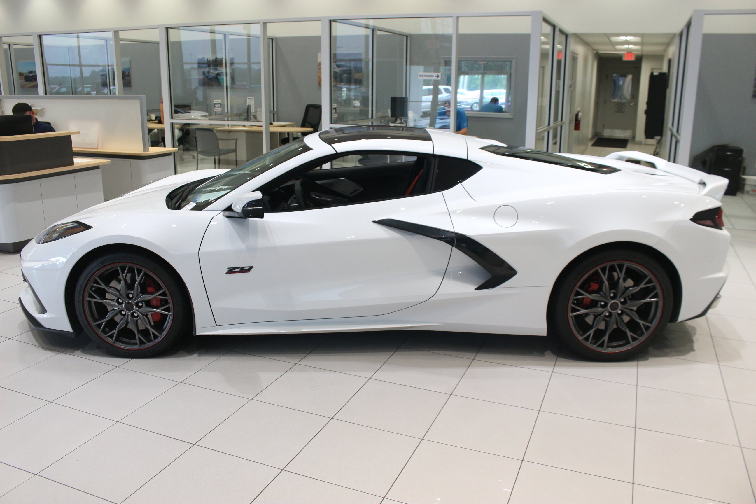 2023 Chevrolet Corvette Stingray 3LT photo 4