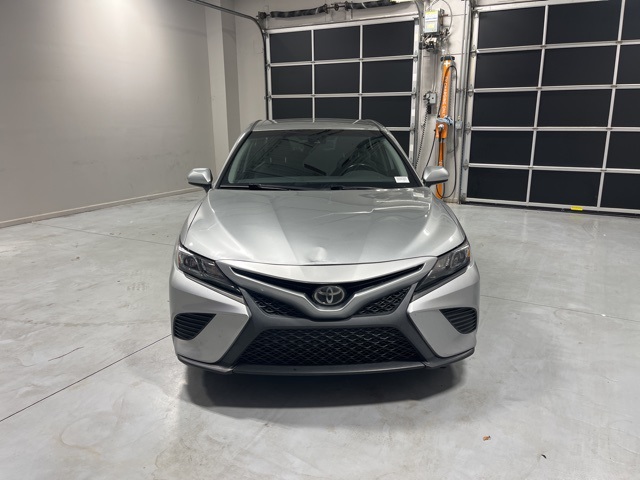 2019 Toyota Camry L photo 2