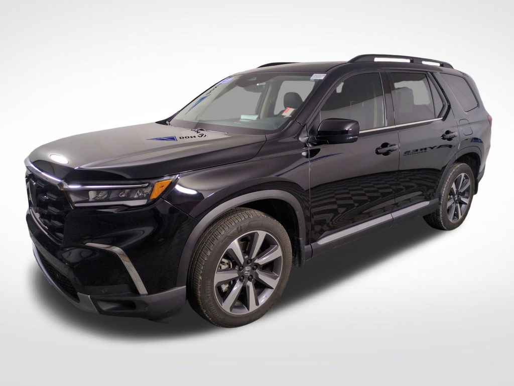 2025 Honda Pilot Touring's photo
