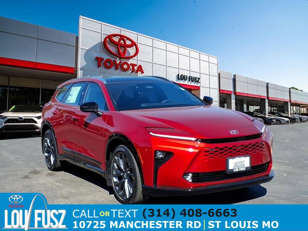 2025 Toyota Crown Signia Limited's photo