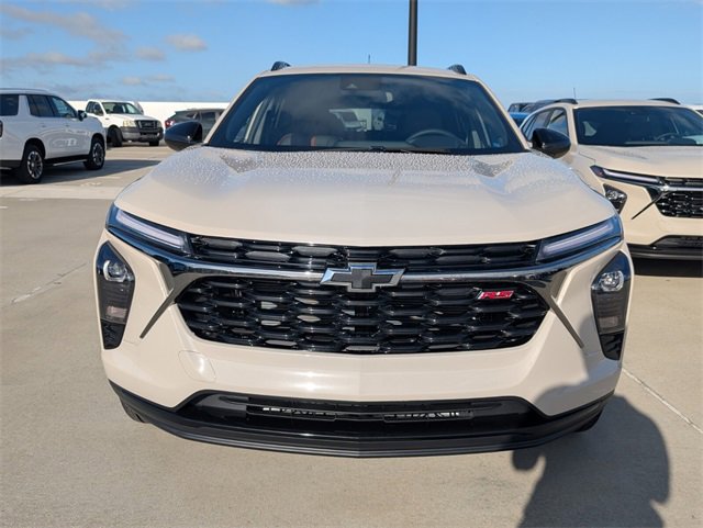 2026 Chevrolet Trax photo 2