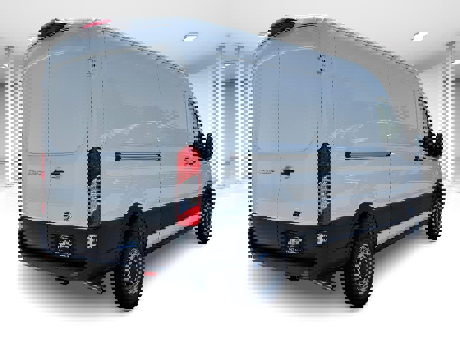 2025 Ford Transit photo 4