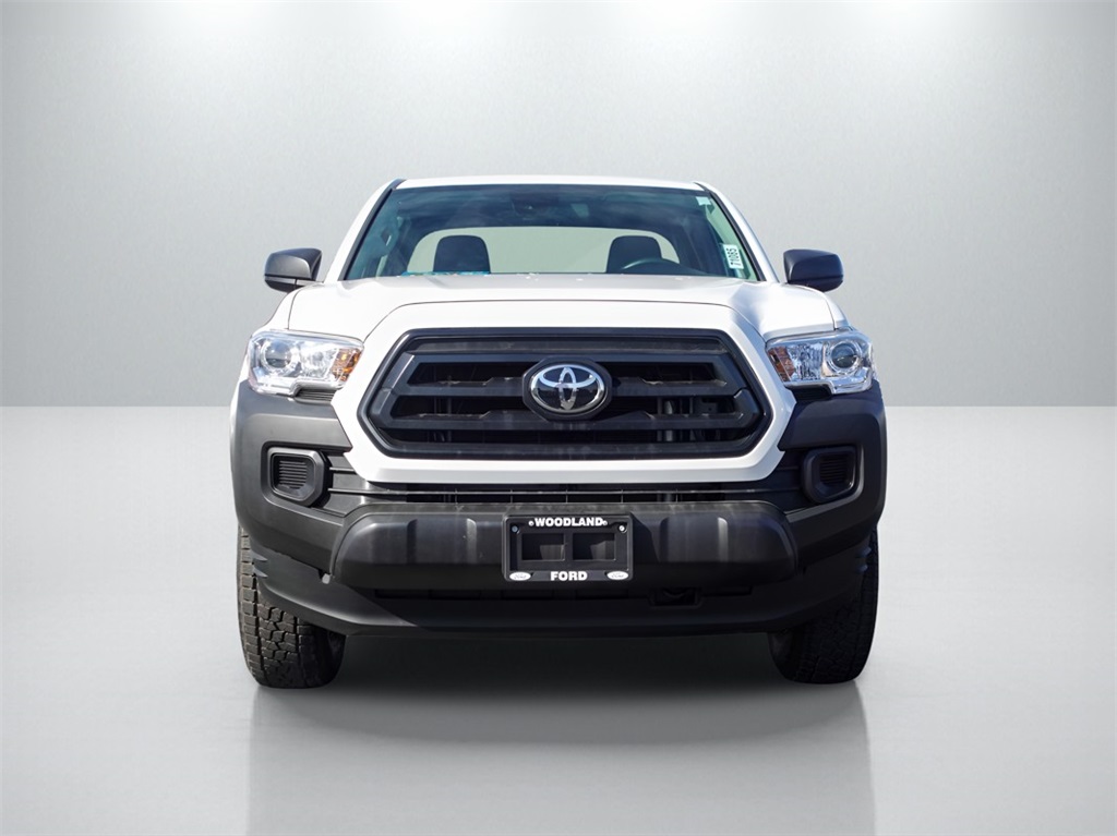 2022 Toyota Tacoma SR photo 3
