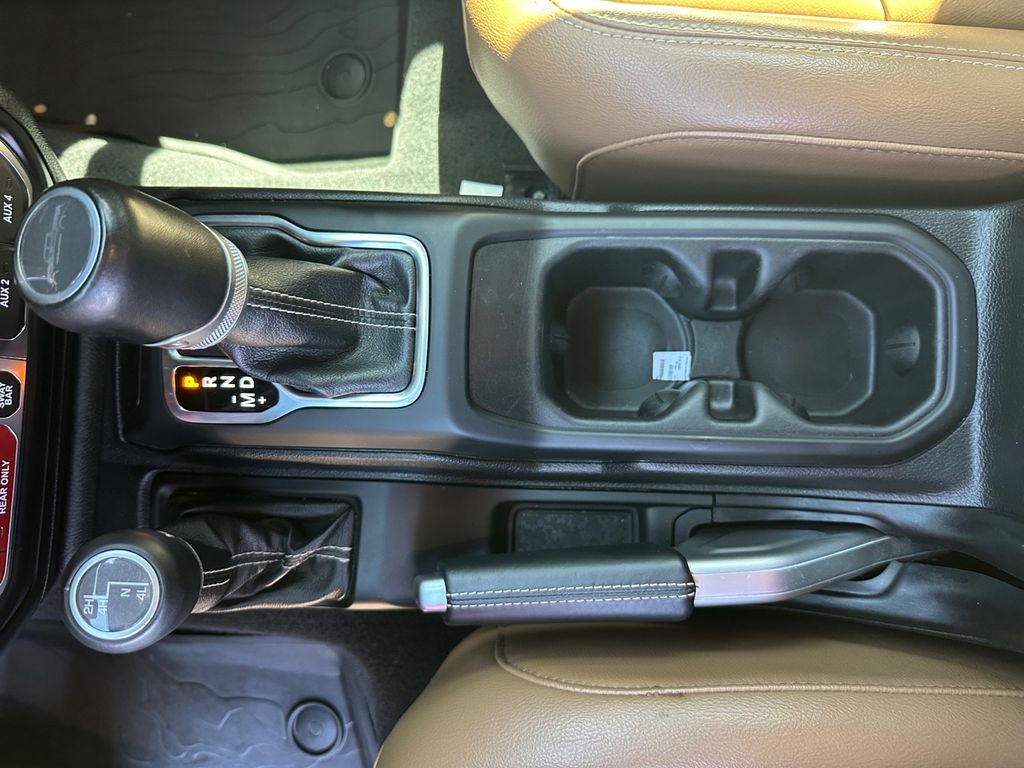 2021 Jeep Gladiator Rubicon photo 21