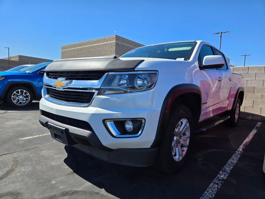 2017 Chevrolet Colorado LT photo 2