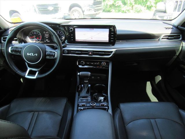 2022 Kia K5 EX photo 11