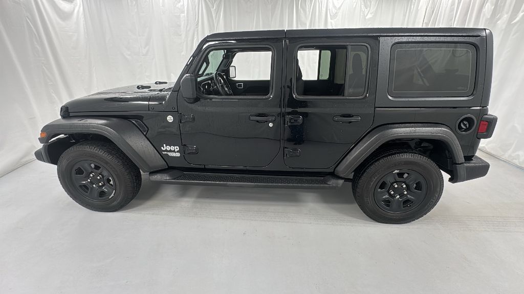 2021 Jeep Wrangler Unlimited Sport photo 6